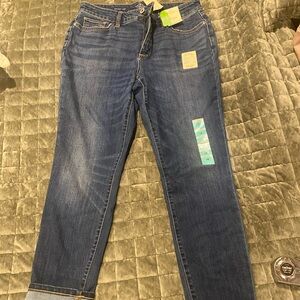 NWT St. John’s Bay skinny jeans size 12